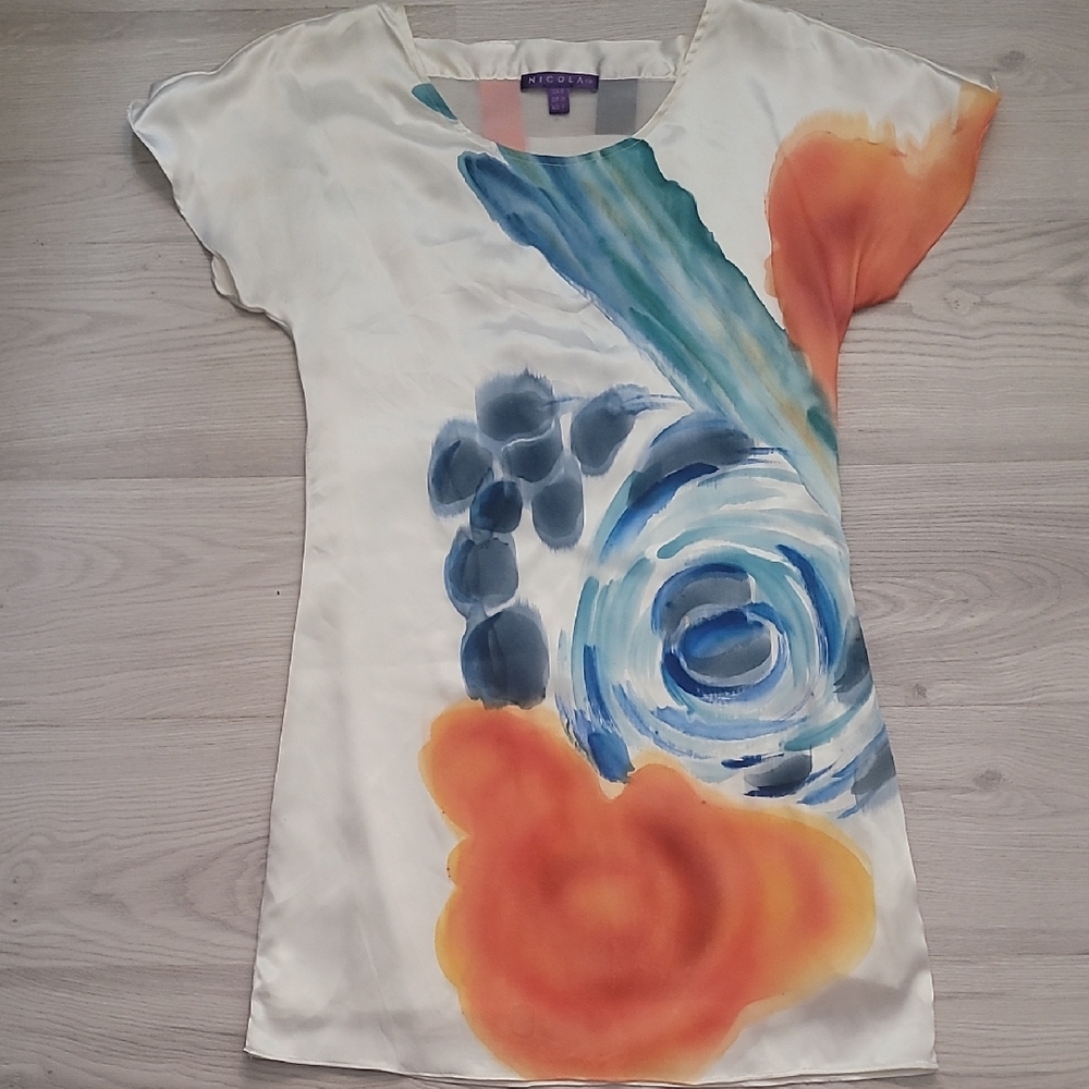 NICOLA Artistic Swirl Top in Blue and Orange